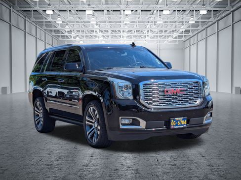 Used 2020 GMC Yukon Denali w/ Denali Ultimate Package AWD/4WD image 7