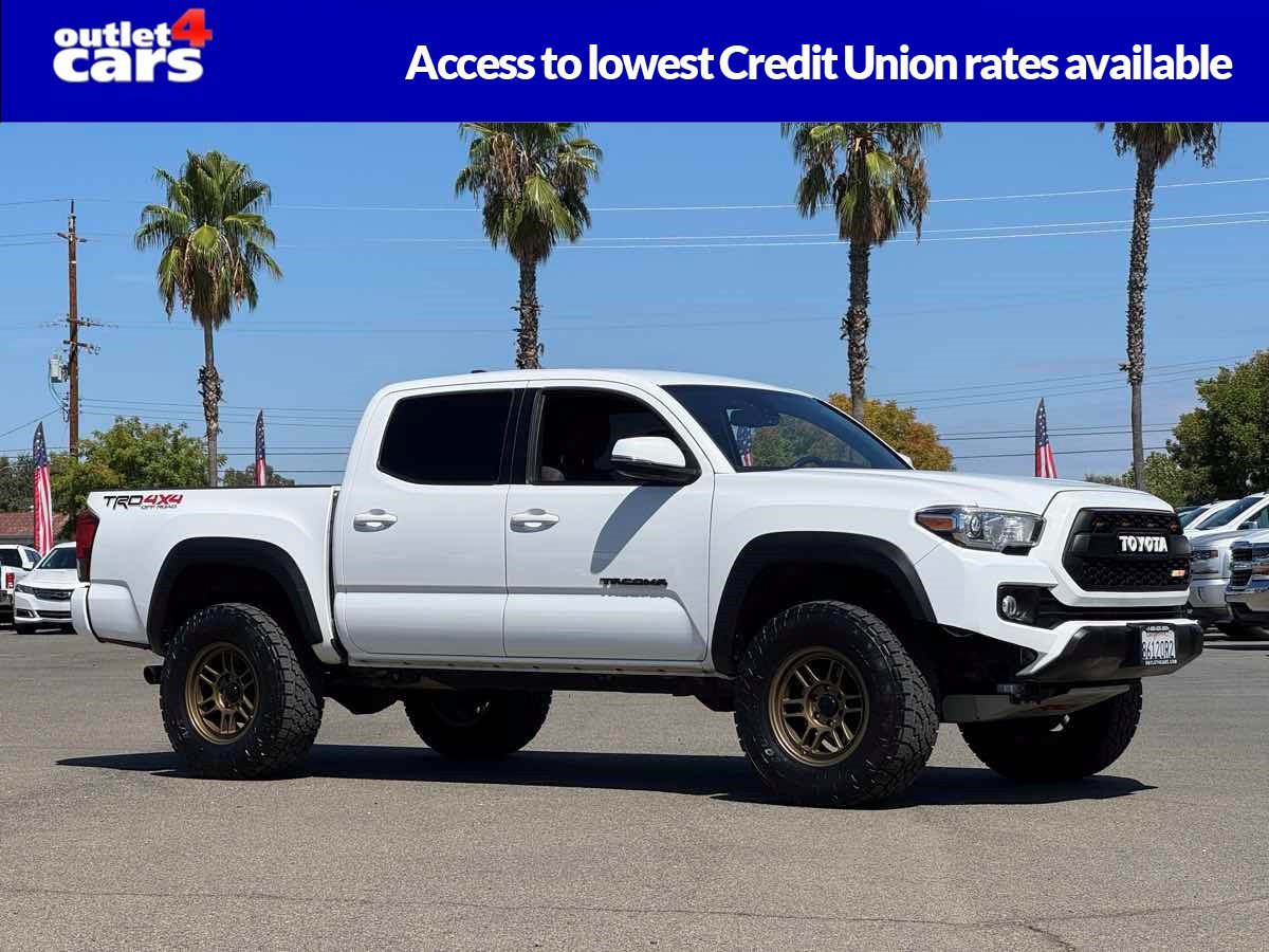 Used 2019 Toyota Tacoma TRD Off-Road w/ Technology Package AWD/4WD image 1