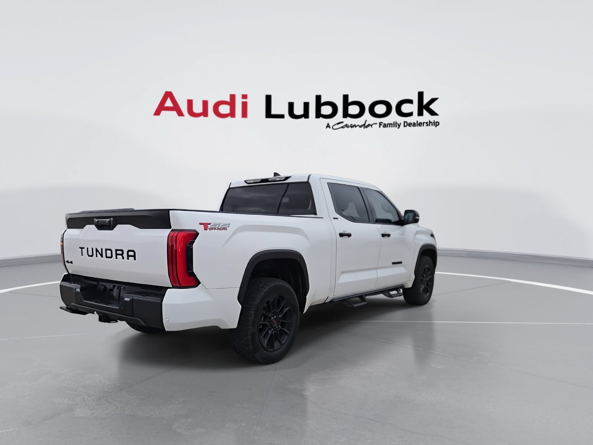 Used 2023 Toyota Tundra SR5 w/ SR5 Convenience Package AWD/4WD image 8