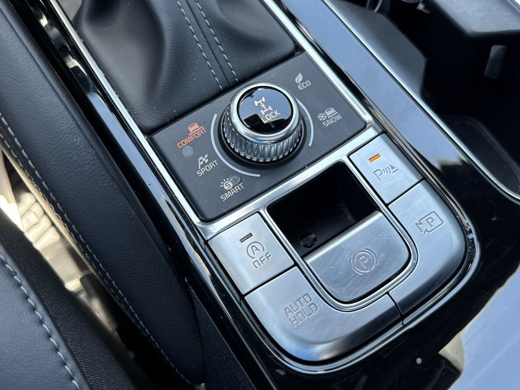 Used 2025 Kia Telluride SX Prestige X-Pro AWD/4WD image 36