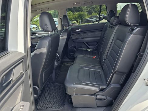 Used 2021 Volkswagen Atlas SEL Premium w/ MDO Package (Bench Seat) AWD/4WD image 34