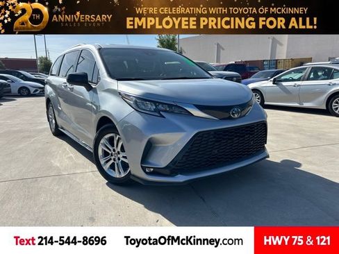 Used 2023 Toyota Sienna XSE w/ XSE Plus Package AWD/4WD image 1