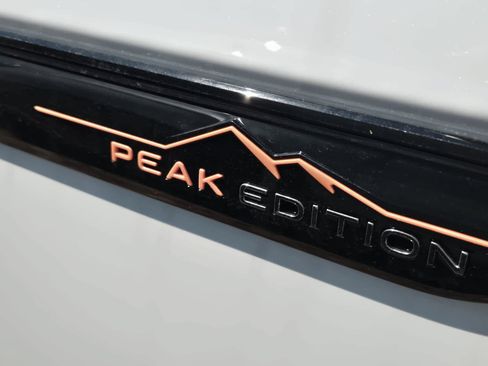 New 2026 Volkswagen Atlas Peak Edition AWD/4WD image 11