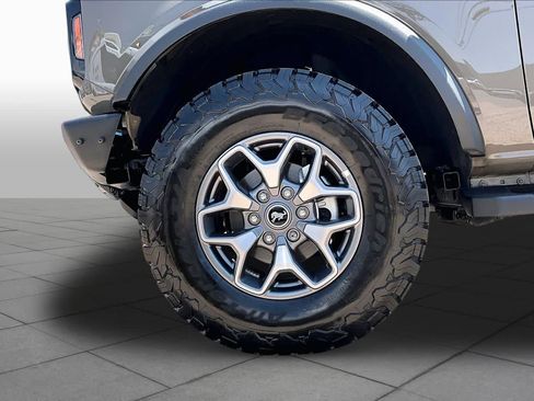 Used 2025 Ford Bronco Badlands AWD/4WD image 11