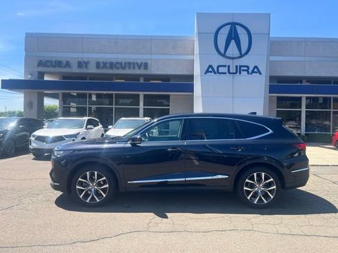 Used 2023 Acura MDX SH-AWD w/ Technology Package image 36