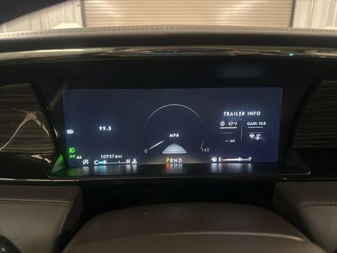 Used 2020 Lincoln Navigator Black Label w/ Cargo Convenience Package image 13