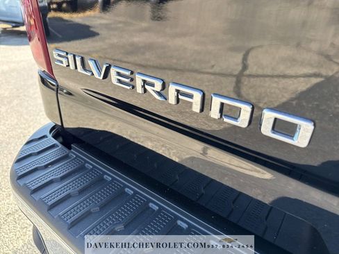 Used 2020 Chevrolet Silverado 2500 LTZ w/ LTZ Convenience Package image 37
