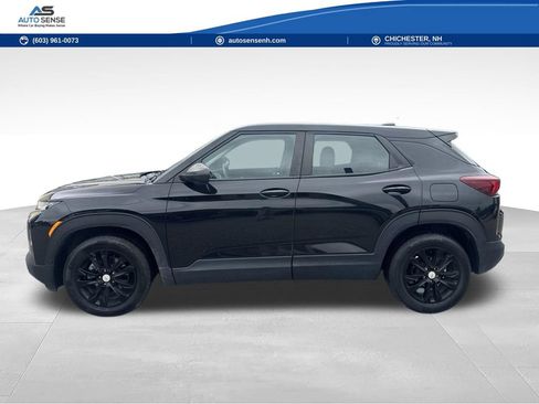 Used 2023 Chevrolet TrailBlazer LS FWD image 2