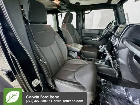 Used 2013 Jeep Wrangler Unlimited Rubicon AWD/4WD image 25