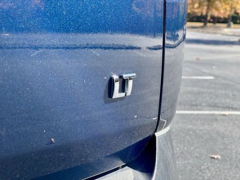 Used 2023 Chevrolet Traverse LT image 16