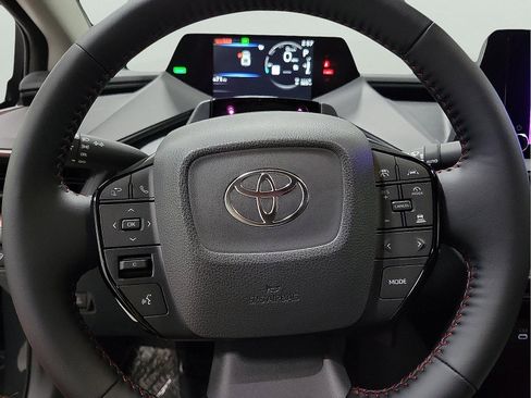 Used 2026 Toyota Prius Plug-In Hybrid image 12