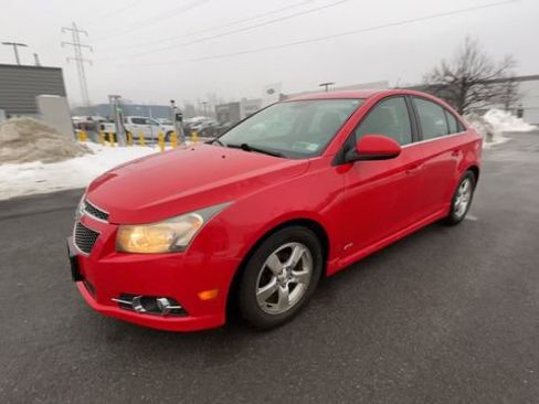 Used 2014 Chevrolet Cruze LT w/ RS Package image 5