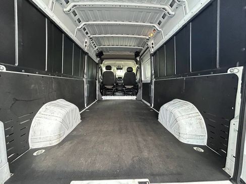 Used 2023 RAM ProMaster 2500 FWD image 35