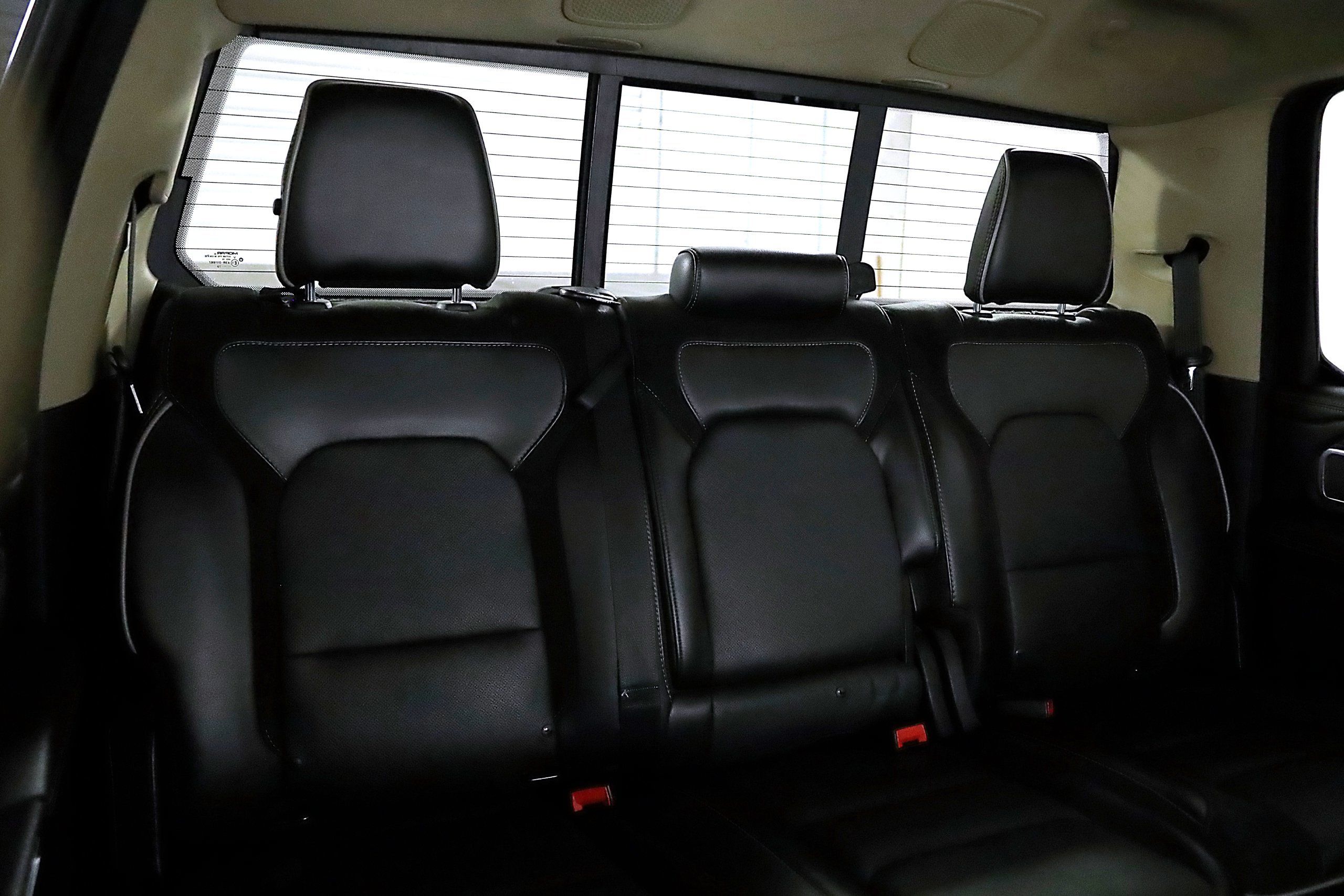 Used 2019 RAM 1500 Laramie AWD/4WD image 15
