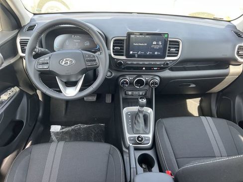 New 2026 Hyundai Venue SEL FWD image 16