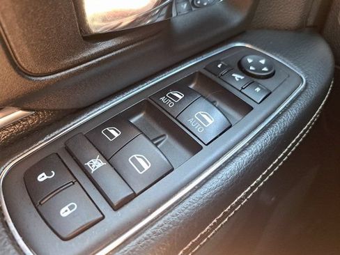 Used 2021 RAM 1500 Warlock w/ Luxury Group AWD/4WD image 28