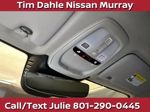 Used 2023 Volvo XC60 B5 Ultimate w/ Climate Package AWD/4WD image 31