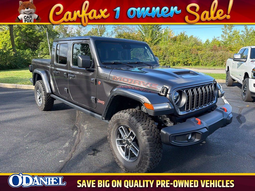 Used 2025 Jeep Gladiator Mojave w/ Convenience Group AWD/4WD image 20