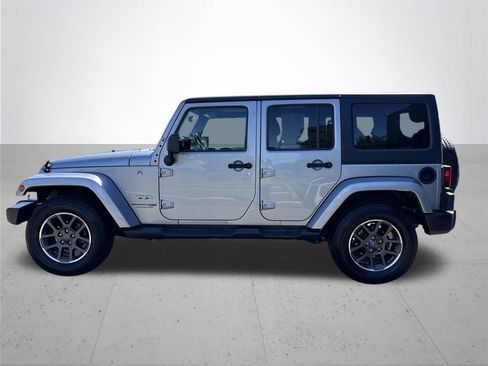 Used 2018 Jeep Wrangler Unlimited Sahara AWD/4WD image 10