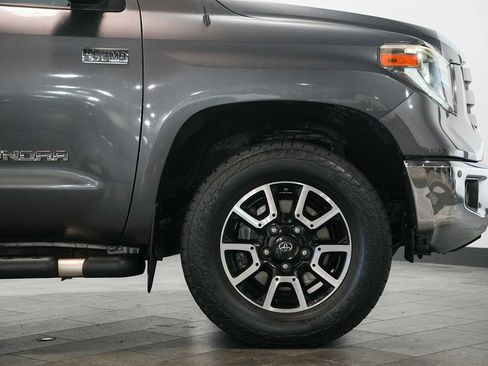 Used 2018 Toyota Tundra Limited w/ Limited Premium Package AWD/4WD image 9