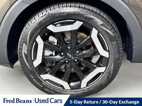 Used 2023 Kia Telluride S w/ S Sunroof Package image 32