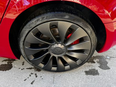 Used 2023 Tesla Model 3 Performance image 27