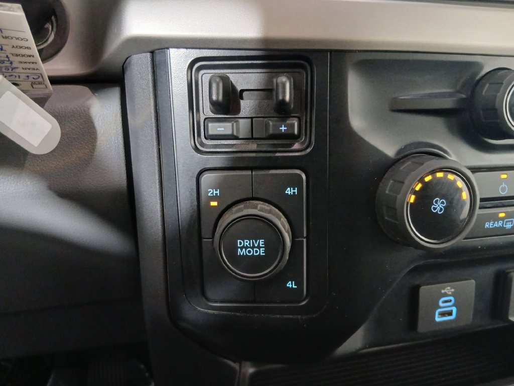 Used 2023 Ford F250 XLT w/ 360-Degree Camera Package AWD/4WD image 27