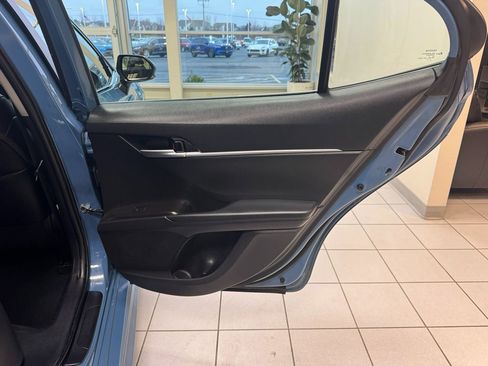 Used 2023 Toyota Camry SE image 48