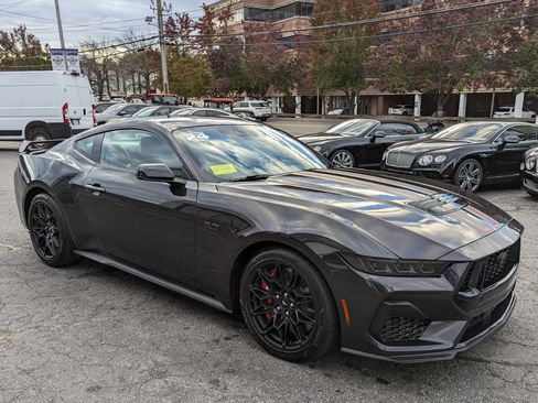 Used 2024 Ford Mustang GT Premium w/ GT Performance Package image 5