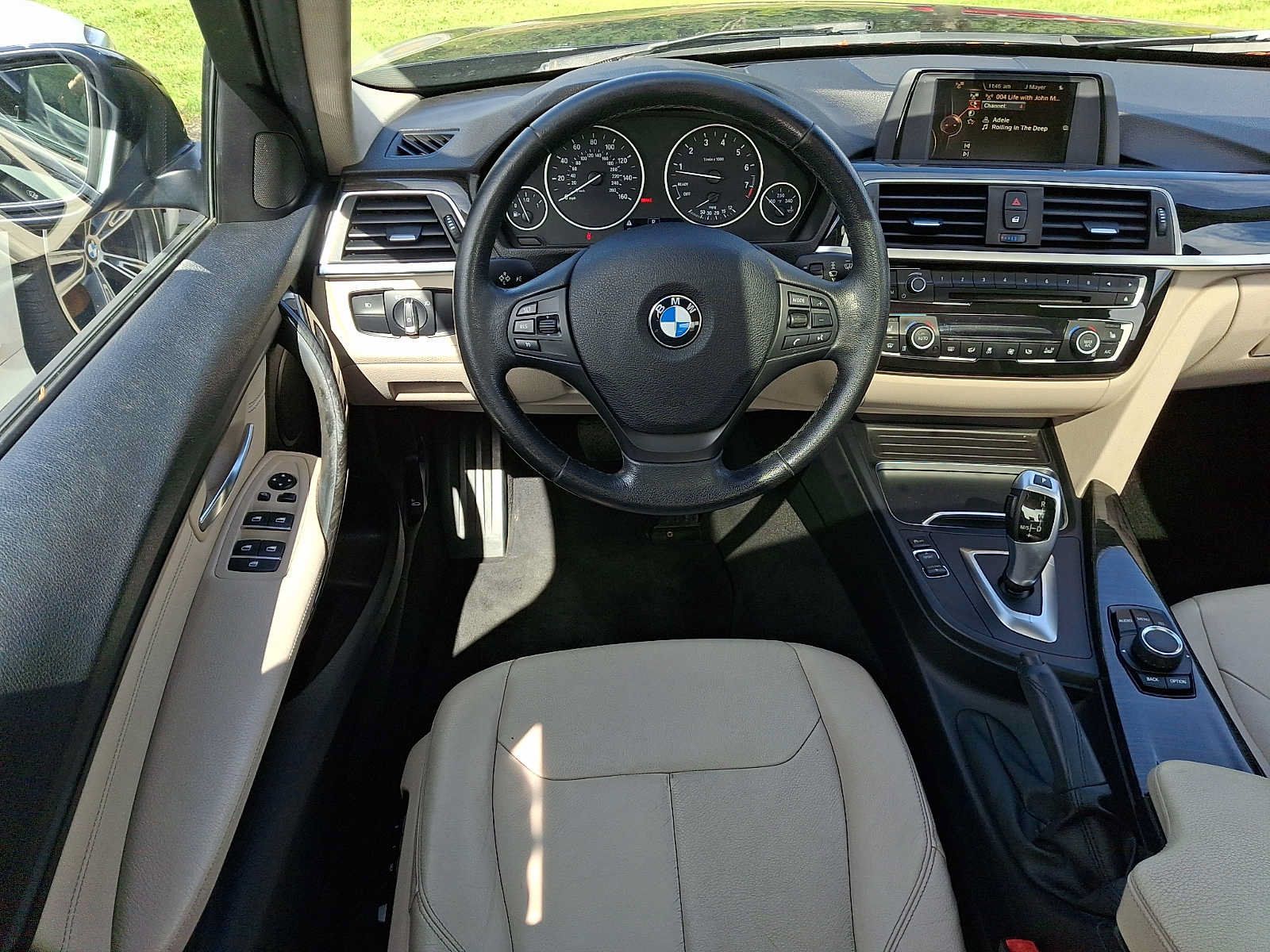 Used 2016 BMW 320i xDrive Sedan AWD/4WD image 11