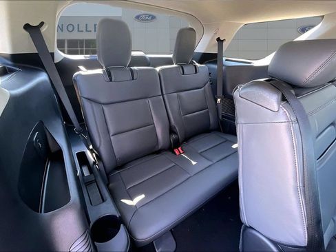 New 2026 Ford Explorer Active w/ Active Comfort Package AWD/4WD image 28