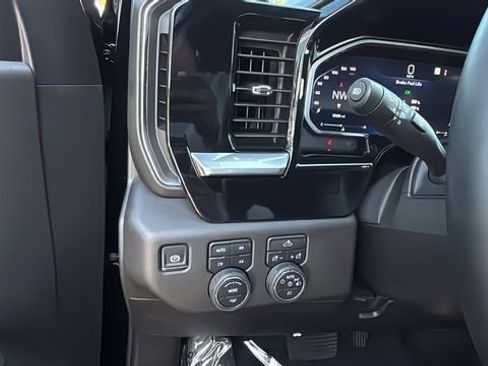 Used 2026 Chevrolet Silverado 1500 RST w/ Convenience Package II AWD/4WD image 22