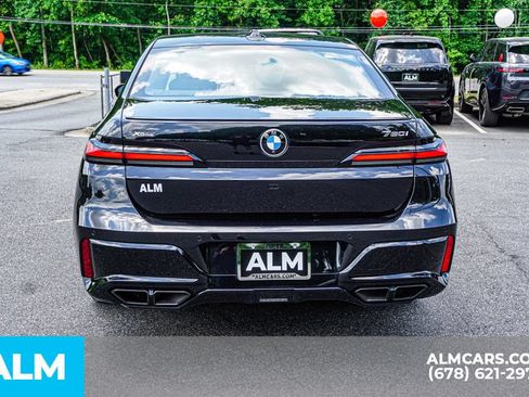 Used 2023 BMW 760i xDrive AWD/4WD image 10