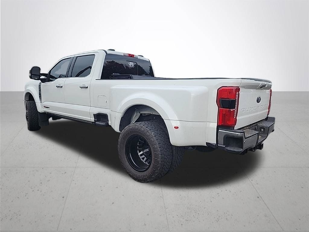 Used 2023 Ford F450 Lariat w/ Lariat Ultimate Package AWD/4WD image 4