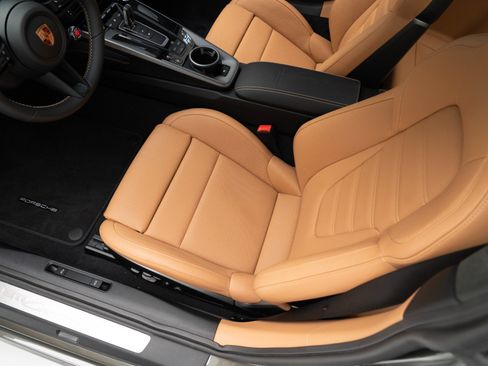 New 2026 Porsche 911 Carrera 4S AWD/4WD image 16