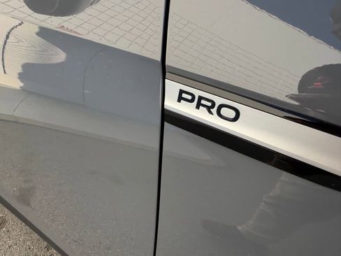 New 2026 Volkswagen ID.4 Pro image 11