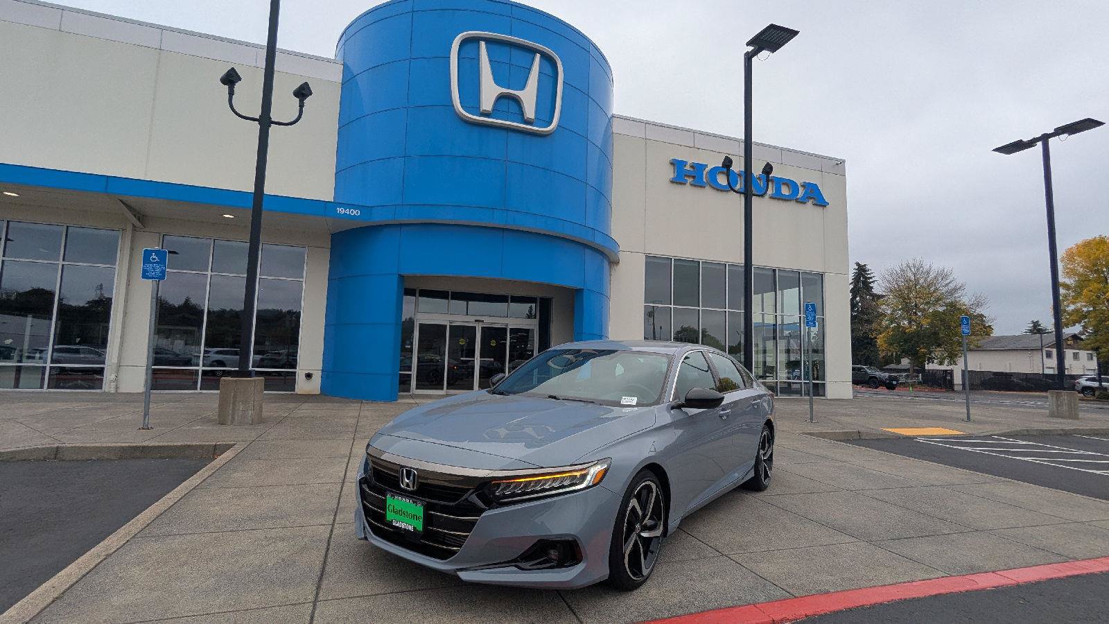 Used 2022 Honda Accord Sport image 1