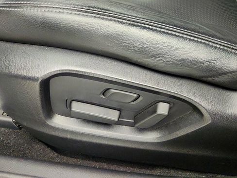 Used 2023 MAZDA CX-9 Touring image 10