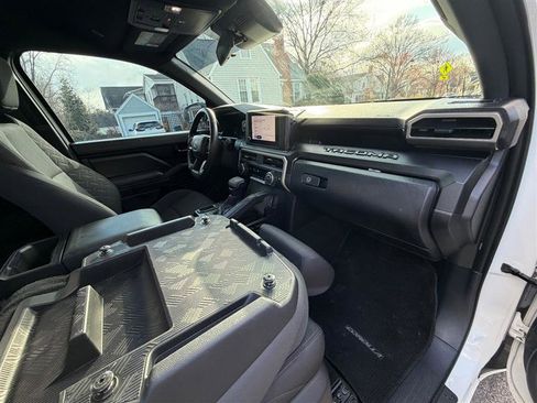 Used 2024 Toyota Tacoma SR image 27