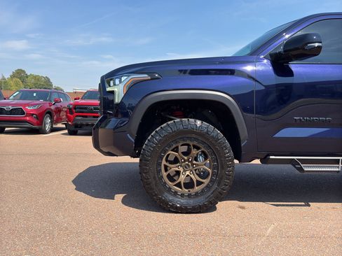 Used 2026 Toyota Tundra Limited w/ TRD Off-Road Package AWD/4WD image 10