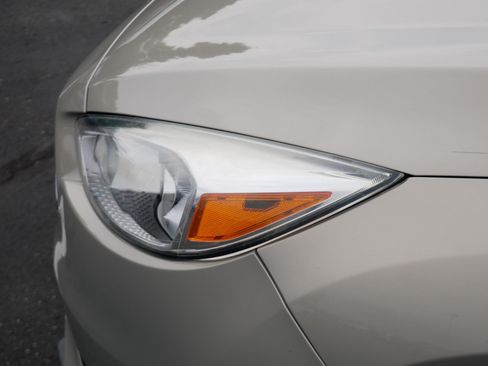 Used 2016 Ford Focus SE FWD image 16