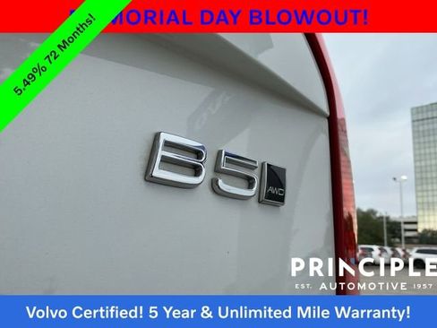 Certified 2025 Volvo XC90 B5 Core AWD/4WD image 16