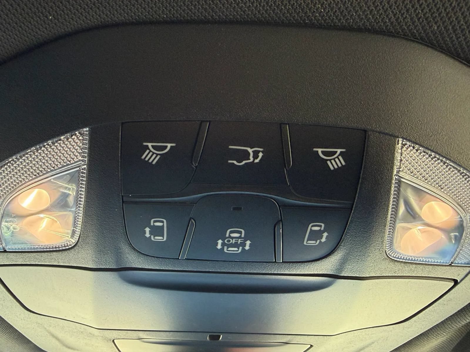 Used 2025 Chrysler Pacifica Select FWD image 27