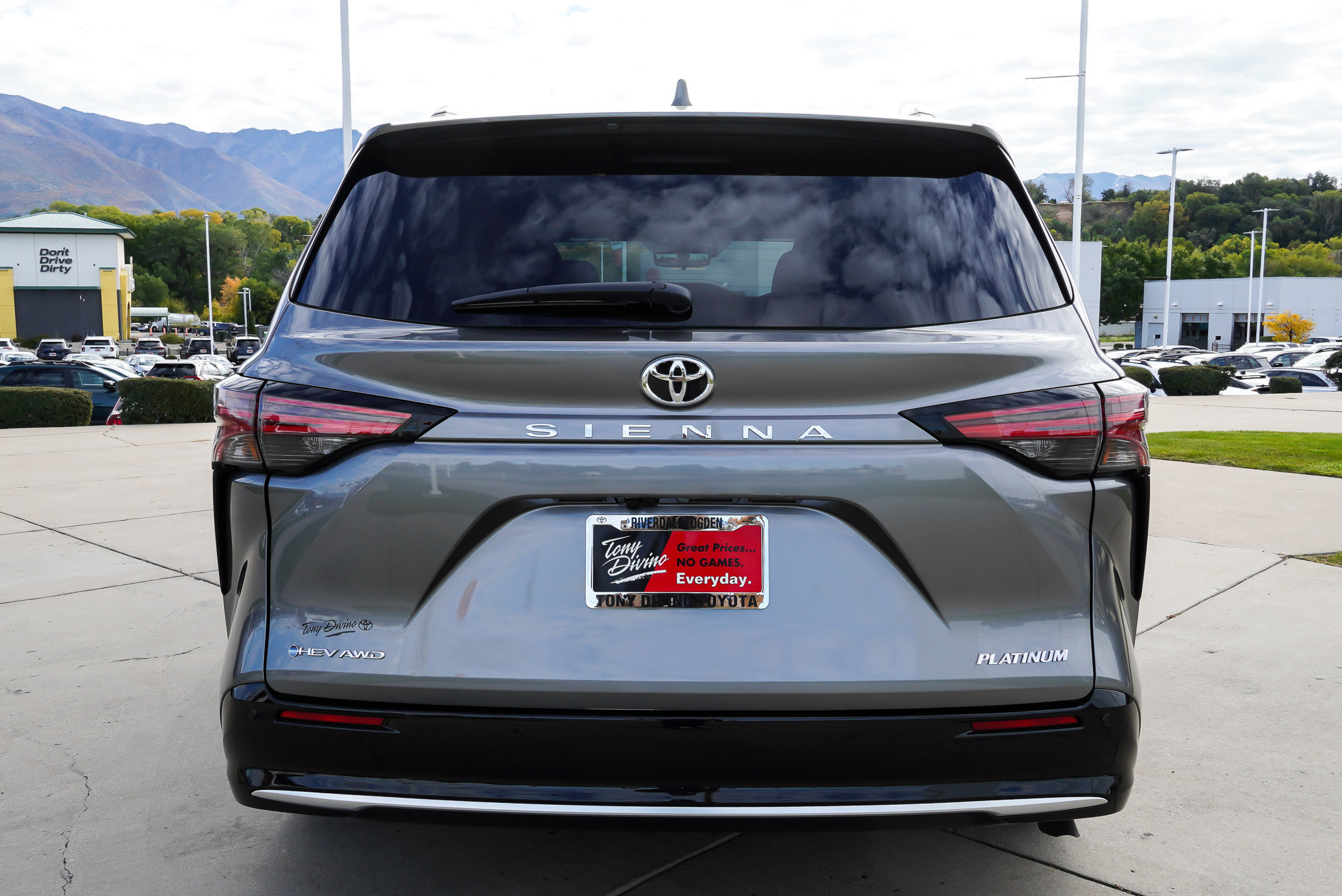 New 2026 Toyota Sienna Platinum AWD/4WD image 7