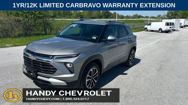 Used 2025 Chevrolet TrailBlazer LT AWD/4WD image 7