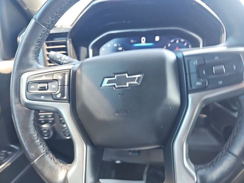 Used 2022 Chevrolet Silverado 1500 RST w/ Z71 Off-Road Package AWD/4WD image 16
