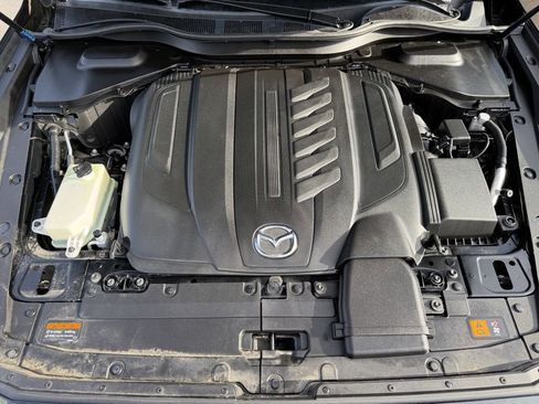 Used 2025 MAZDA CX-70 3.3 Turbo w/ Preferred Package AWD/4WD image 32