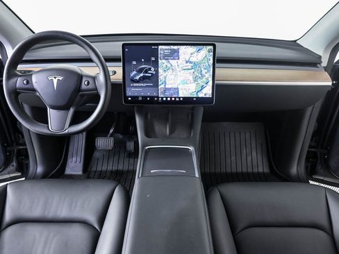 Used 2023 Tesla Model Y Long Range AWD/4WD image 16