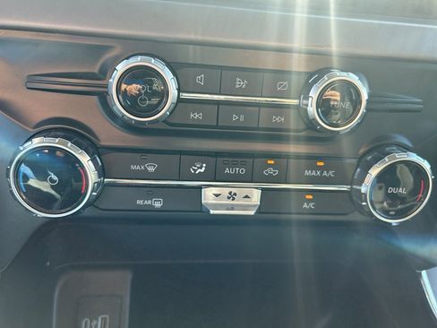 Used 2024 Ford F150 XLT w/ Mobile Office Package image 31