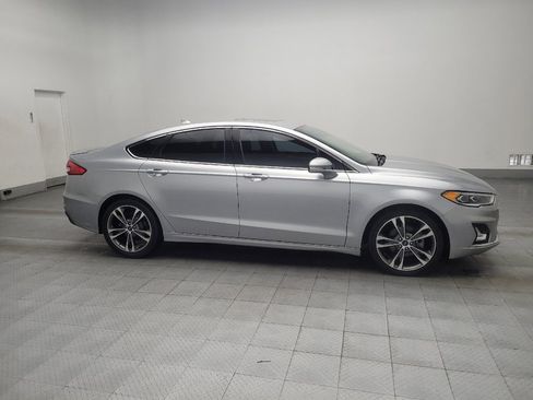 Used 2020 Ford Fusion Titanium image 11